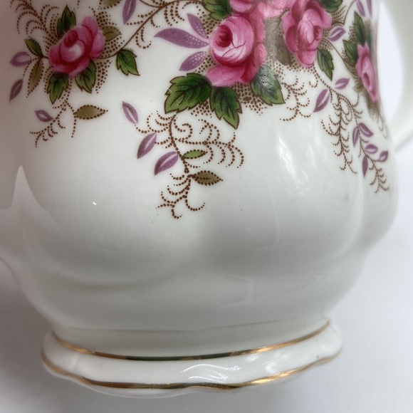 Royal Albert Lavender Rose Bone China Footed Montrose Coffee Tea Mug Floral - Picture 9 of 14